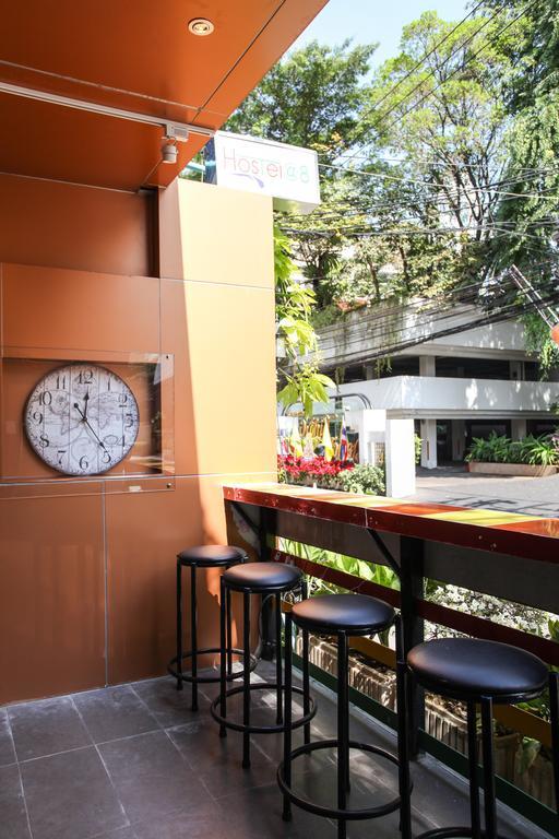 Hostel 8 Sukhumvit Soi 8 Bangkok Luaran gambar
