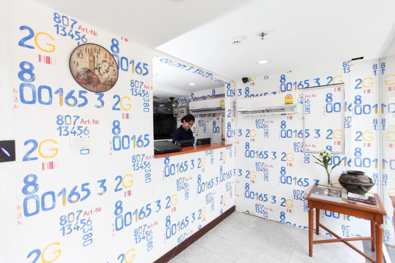 Hostel 8 Sukhumvit Soi 8 Bangkok Luaran gambar