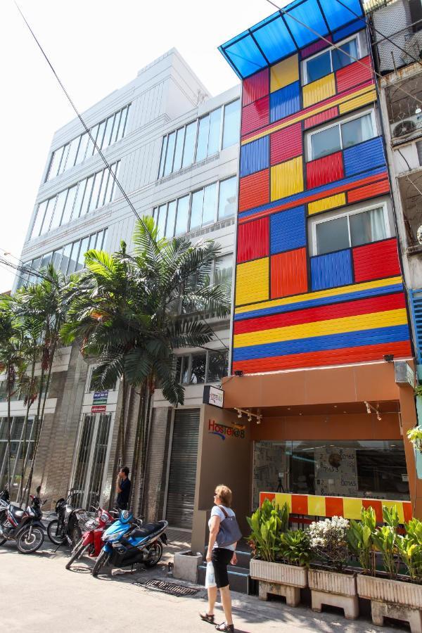 Hostel 8 Sukhumvit Soi 8 Bangkok Luaran gambar